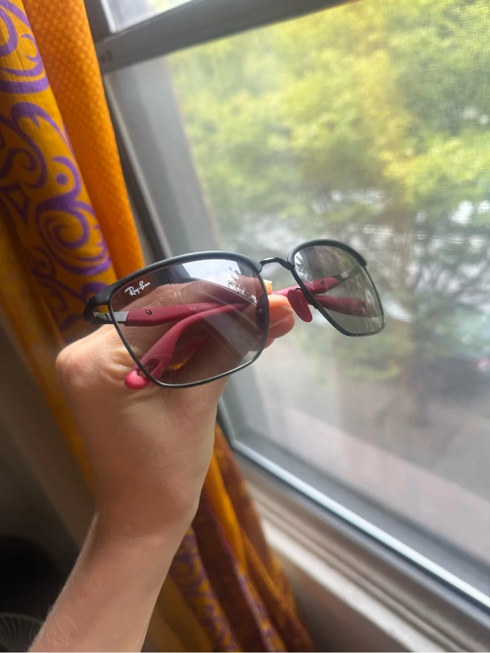 Ray-Ban Ferrari limited edition Black Frames with Red Temples Sunglasses